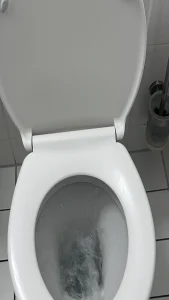 Wasserschaden bei Mobilgeräten auf bayrisch.