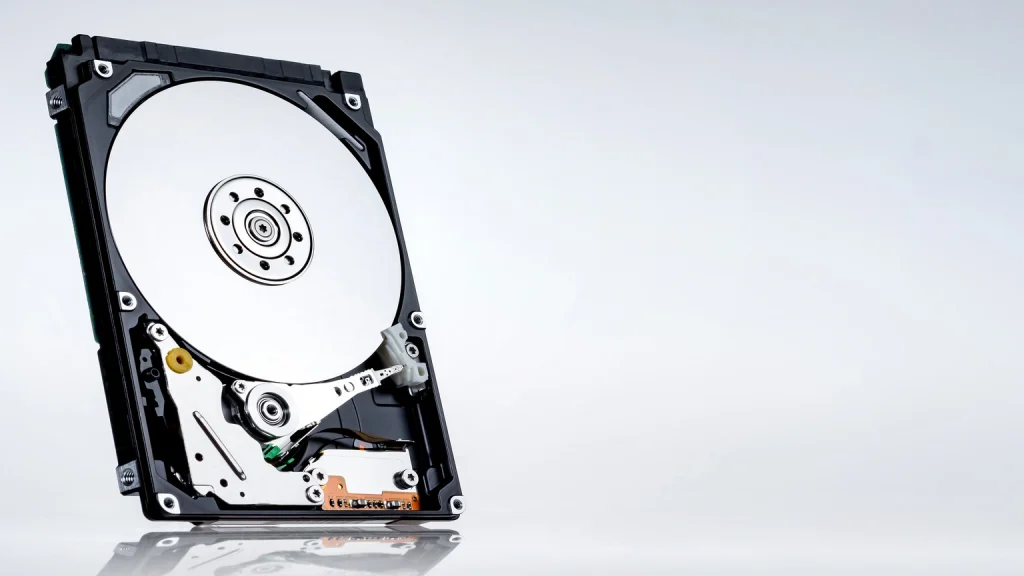 Alles über den Aufbau und die Funktionsweise eine HDD-Festplatte.